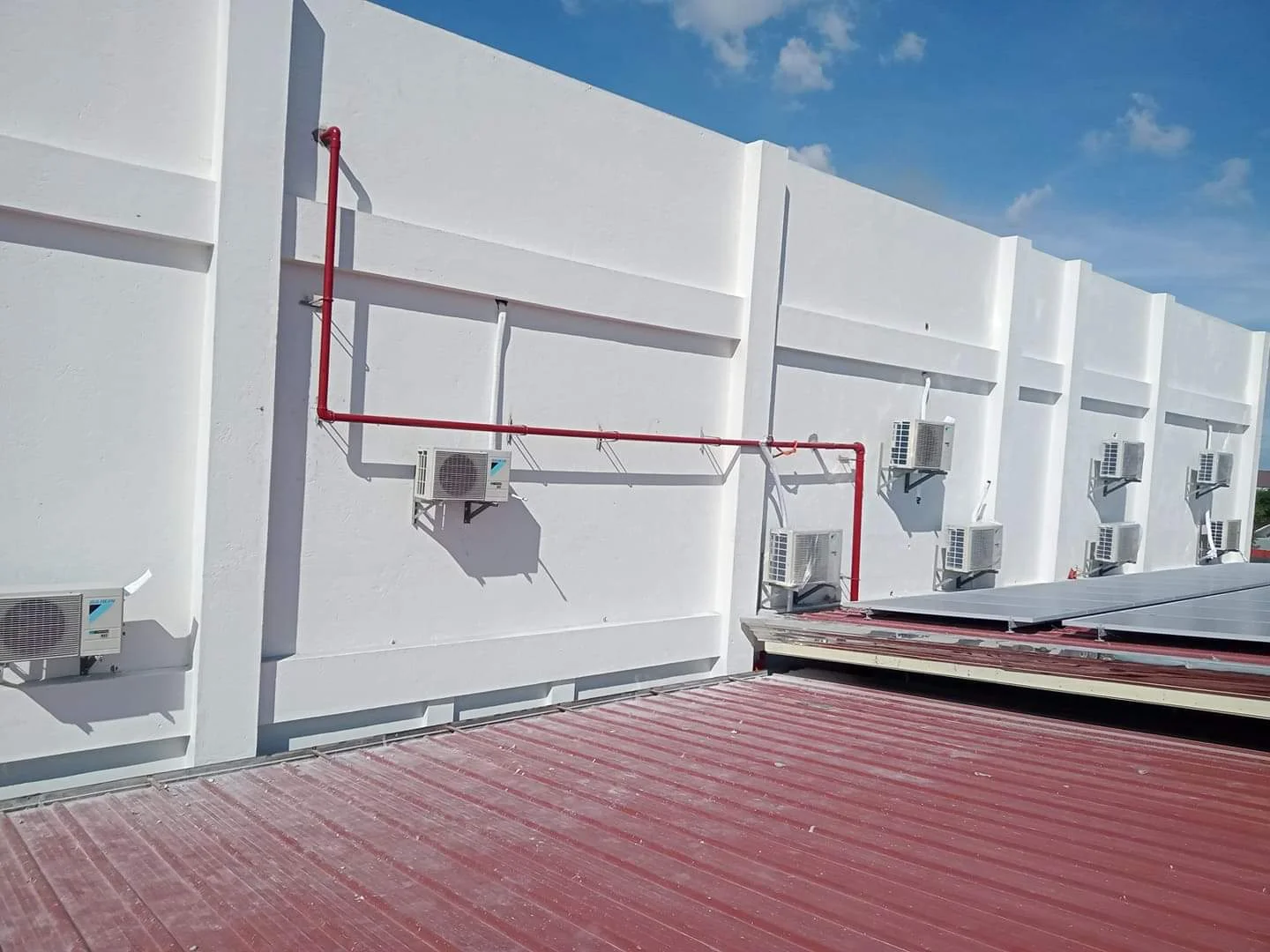 Commercial air conditioning installation