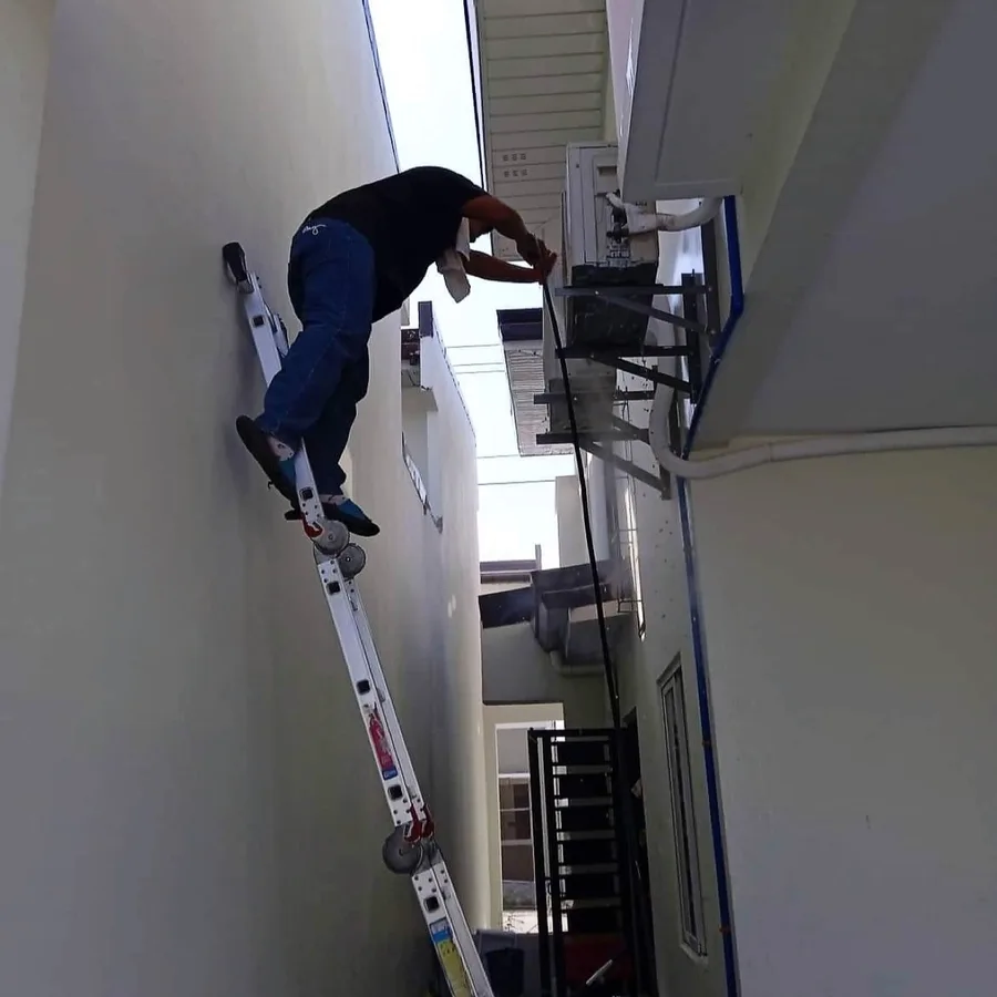 Preventative maintenance and aircon cleaning service